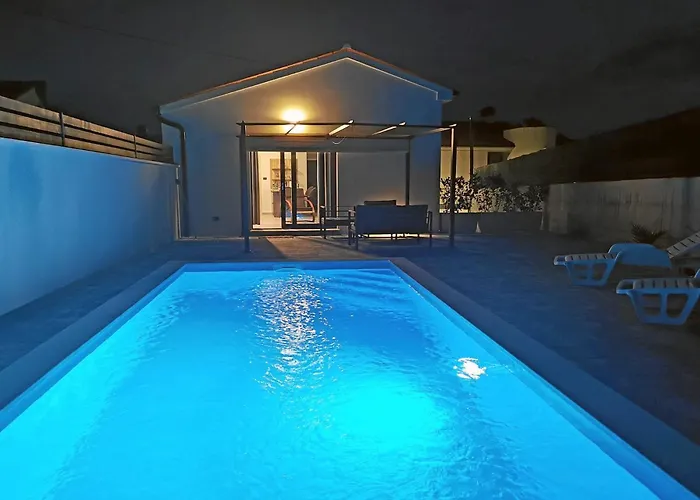 Semesterbostad Casa Edera