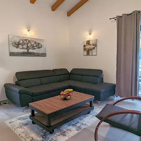Casa Edera